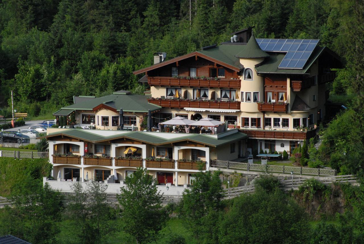 Hotel Landenhof Superior Mayrhofen Exterior foto